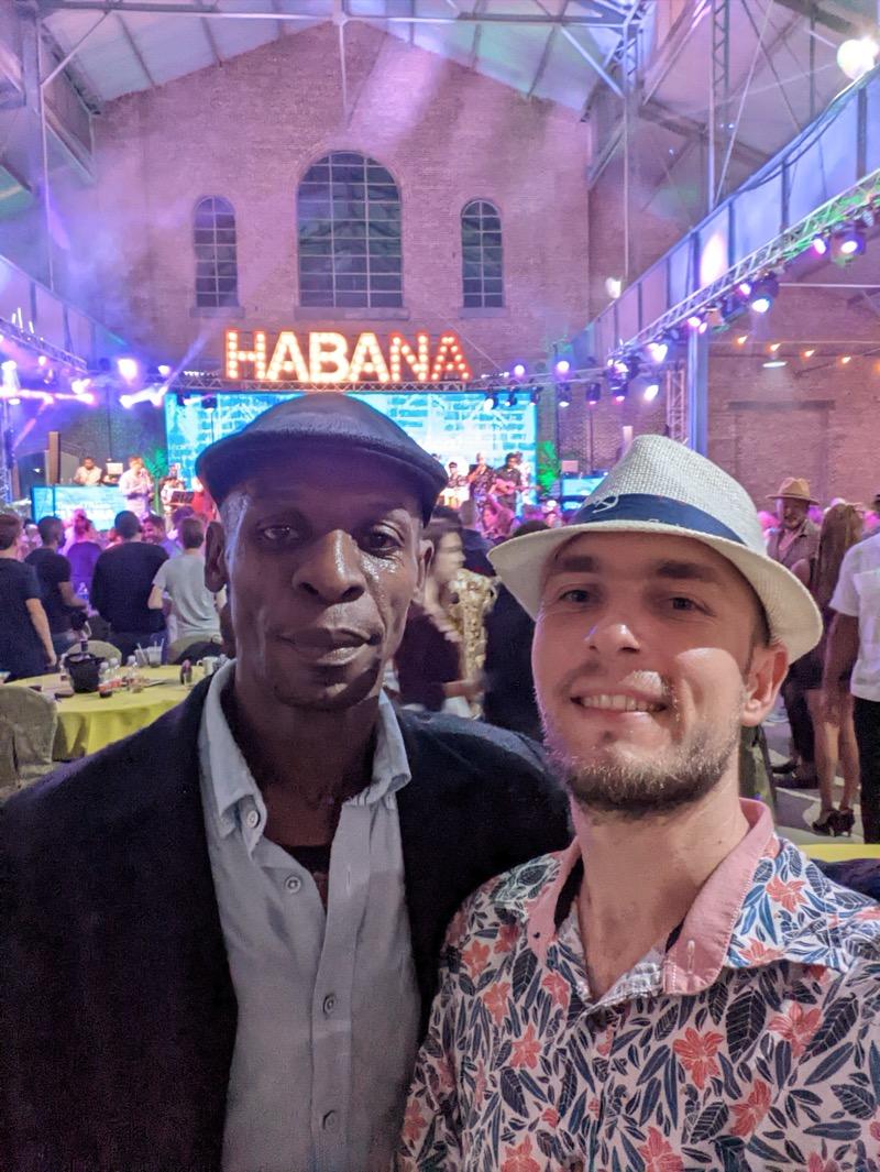 Selfie at a Habana concert
